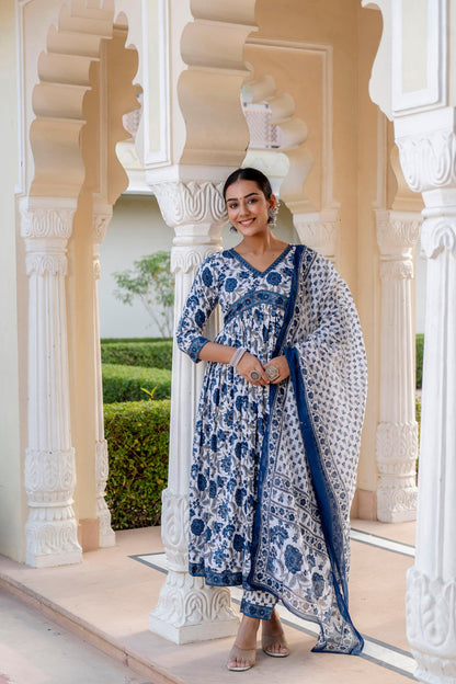 Women Printed Kurta Set With Pant and dupatta